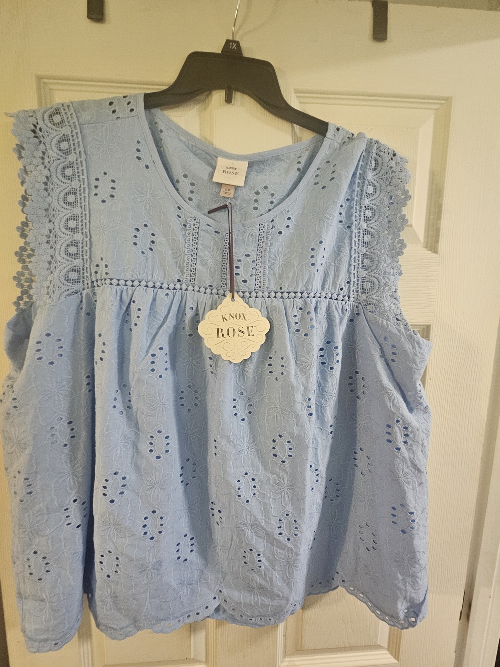 Knox Rose Light Blue Eyelet Lace Tank Top